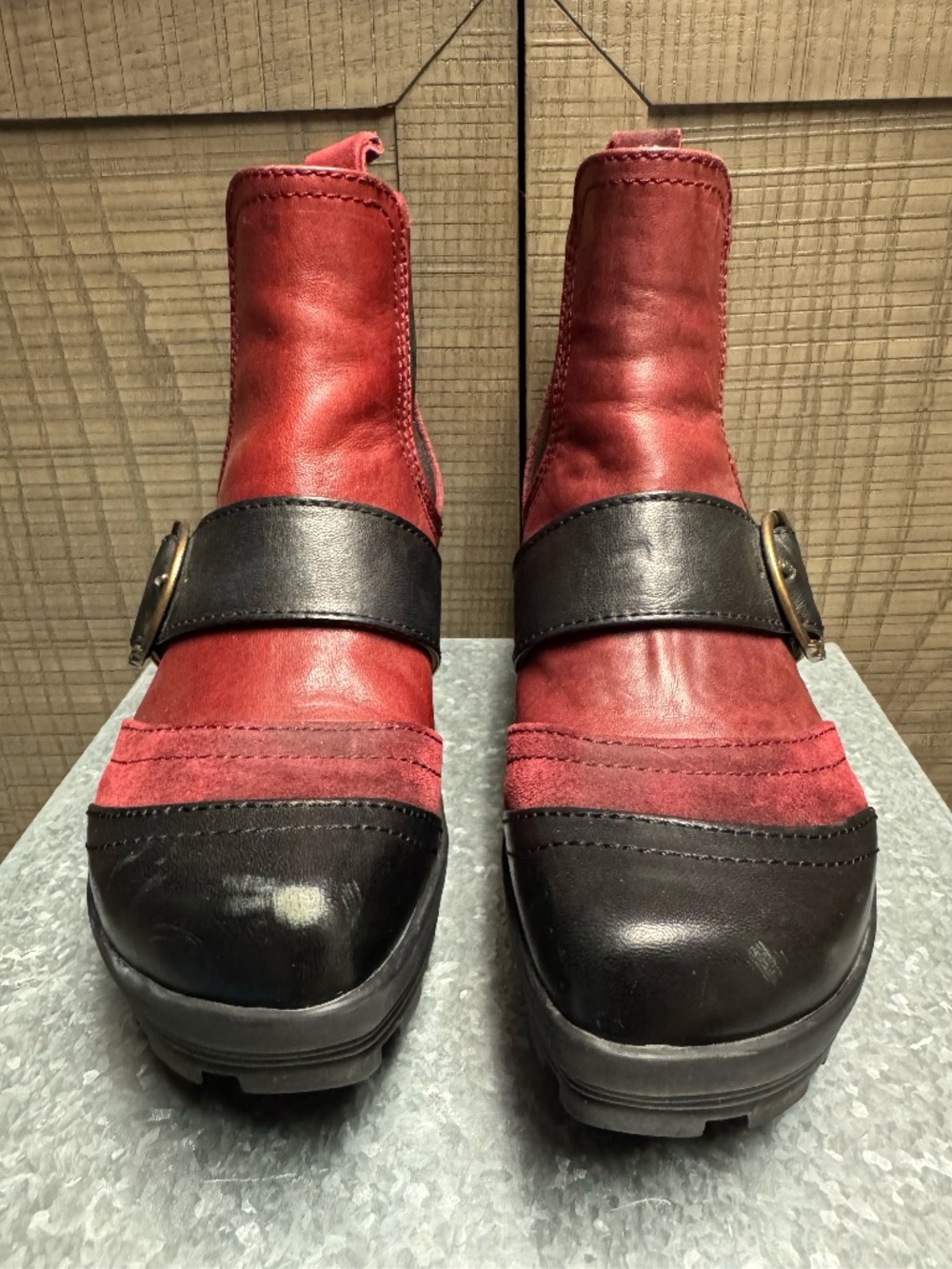 Mellow Motwon Platform Chelsea Boot